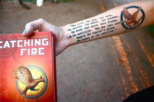 фото тату Сойка Пересмешница от 03.01.2018 №100 - Tattoo MOCKINGJAY - tattoo-photo.ru