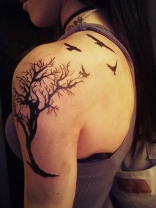 фото тату древо жизни от 09.01.2018 №017 - tattoo tree of life - tattoo-photo.ru