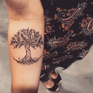 фото тату древо жизни от 09.01.2018 №026 - tattoo tree of life - tattoo-photo.ru