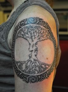 фото тату древо жизни от 09.01.2018 №077 - tattoo tree of life - tattoo-photo.ru