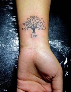 фото тату древо жизни от 09.01.2018 №104 - tattoo tree of life - tattoo-photo.ru