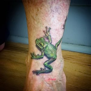 фото тату лягушка от 08.01.2018 №113 - tattoo frog - tattoo-photo.ru