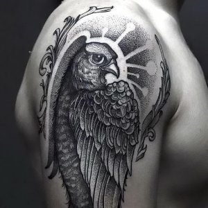 фото тату ястреб от 27.01.2018 №038 - tattoo hawk - tattoo-photo.ru