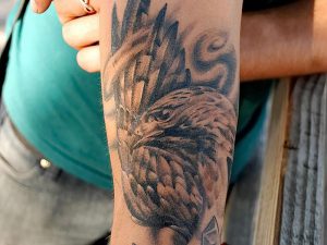 фото тату ястреб от 27.01.2018 №048 - tattoo hawk - tattoo-photo.ru