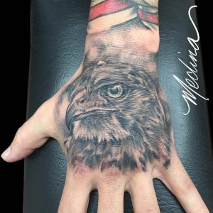 фото тату ястреб от 27.01.2018 №074 - tattoo hawk - tattoo-photo.ru