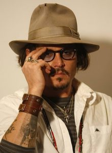 фото Тату Джонни Деппа от 15.04.2018 №085 - Tattoo Johnny Depp - tattoo-photo.ru