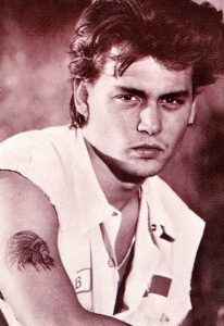 фото Тату Джонни Деппа от 15.04.2018 №093 - Tattoo Johnny Depp - tattoo-photo.ru