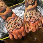 фото Тату на кисти руки от 13.04.2018 №016 - Tattoo on the hand - tattoo-photo.ru