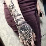 фото Тату на кисти руки от 13.04.2018 №026 - Tattoo on the hand - tattoo-photo.ru