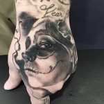 фото Тату на кисти руки от 13.04.2018 №044 - Tattoo on the hand - tattoo-photo.ru