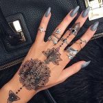 фото Тату на кисти руки от 13.04.2018 №114 - Tattoo on the hand - tattoo-photo.ru