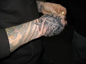 фото Тату на кисти руки от 13.04.2018 №209 - Tattoo on the hand - tattoo-photo.ru