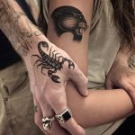 фото Тату на кисти руки от 13.04.2018 №245 - Tattoo on the hand - tattoo-photo.ru