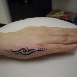 фото Тату на кисти руки от 13.04.2018 №268 - Tattoo on the hand - tattoo-photo.ru
