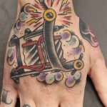 фото Тату на кисти руки от 13.04.2018 №275 - Tattoo on the hand - tattoo-photo.ru