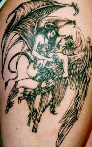 фото тату ангел и демон от 11.04.2018 №019 - tattoo angel and demon - tattoo-photo.ru