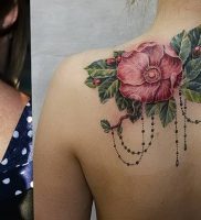 фото тату шиповник от 13.04.2018 №007 — Tattoo rosehip — tattoo-photo.ru