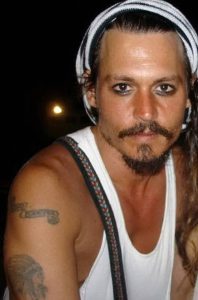 фото Тату Джонни Деппа от 15.04.2018 №019 - Tattoo Johnny Depp - tattoo-photo.ru