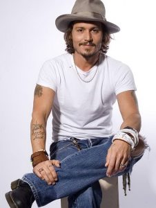фото Тату Джонни Деппа от 15.04.2018 №075 - Tattoo Johnny Depp - tattoo-photo.ru