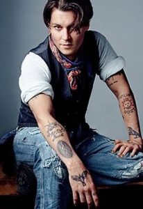 фото Тату Джонни Деппа от 15.04.2018 №083 - Tattoo Johnny Depp - tattoo-photo.ru