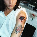 фото Тату Джонни Деппа от 15.04.2018 №087 - Tattoo Johnny Depp - tattoo-photo.ru