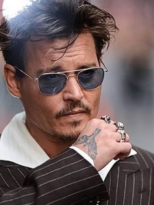 фото Тату Джонни Деппа от 15.04.2018 №100 - Tattoo Johnny Depp - tattoo-photo.ru