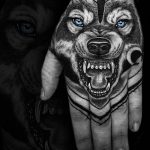 фото Тату на кисти руки от 13.04.2018 №070 - Tattoo on the hand - tattoo-photo.ru
