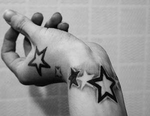 фото Тату на кисти руки от 13.04.2018 №190 - Tattoo on the hand - tattoo-photo.ru