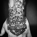 фото Тату на кисти руки от 13.04.2018 №196 - Tattoo on the hand - tattoo-photo.ru
