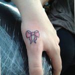 фото Тату на кисти руки от 13.04.2018 №248 - Tattoo on the hand - tattoo-photo.ru