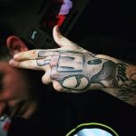 фото Тату на кисти руки от 13.04.2018 №270 - Tattoo on the hand - tattoo-photo.ru