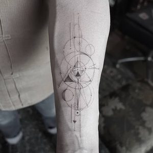 фото тату геометрия от 11.04.2018 №078 - tattoo geometry - tattoo-photo.ru