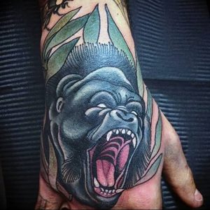 фото тату горилла от 27.03.2018 №024 - gorilla tattoo - tattoo-photo.ru