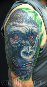 фото тату горилла от 27.03.2018 №061 - gorilla tattoo - tattoo-photo.ru