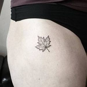 фото тату кленовый лист от 14.04.2018 №006 - maple leaf tattoo - tattoo-photo.ru