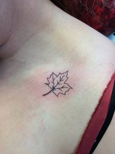 фото тату кленовый лист от 14.04.2018 №133 - maple leaf tattoo - tattoo-photo.ru