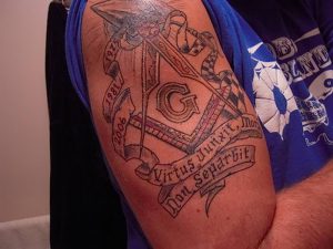 фото тату масонов от 11.04.2018 №071 - Masonic tattoo - tattoo-photo.ru