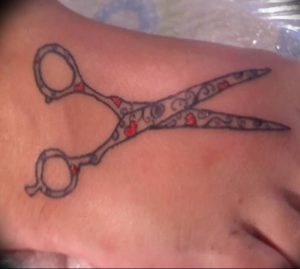 фото тату ножницы от 27.03.2018 №076 - tattoo scissors - tattoo-photo.ru