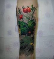 фото тату шиповник от 13.04.2018 №013 — Tattoo rosehip — tattoo-photo.ru