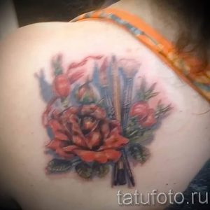 фото тату шиповник от 13.04.2018 №026 - Tattoo rosehip - tattoo-photo.ru