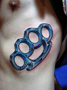 фото тату кастет от 11.04.2018 №007 - tattoo brass knuckles - tattoo-photo.ru