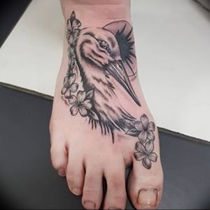 фото тату аист от 18.04.2018 №030 - tattoo stork - tatufoto.com