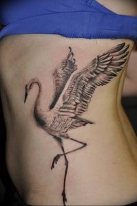 фото тату аист от 18.04.2018 №059 - tattoo stork - tatufoto.com