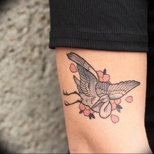 фото тату аист от 18.04.2018 №085 - tattoo stork - tatufoto.com