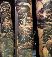 фото тату молния от 26.04.2018 №008 — lightning tattoo — tattoo-photo.ru