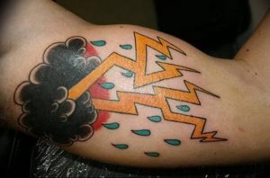 фото тату молния от 26.04.2018 №010 - lightning tattoo - tattoo-photo.ru