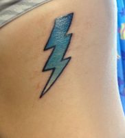 фото тату молния от 26.04.2018 №011 — lightning tattoo — tattoo-photo.ru