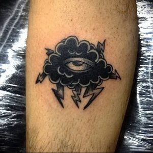 фото тату молния от 26.04.2018 №014 - lightning tattoo - tattoo-photo.ru