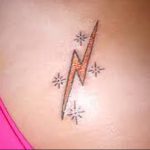 фото тату молния от 26.04.2018 №035 - lightning tattoo - tattoo-photo.ru
