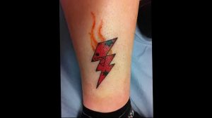 фото тату молния от 26.04.2018 №052 - lightning tattoo - tattoo-photo.ru